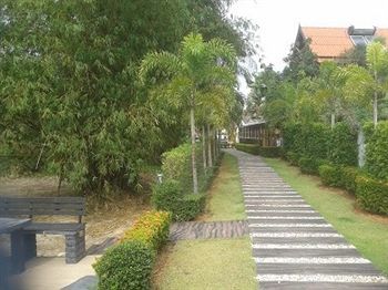 Dream Pool * Krabi town